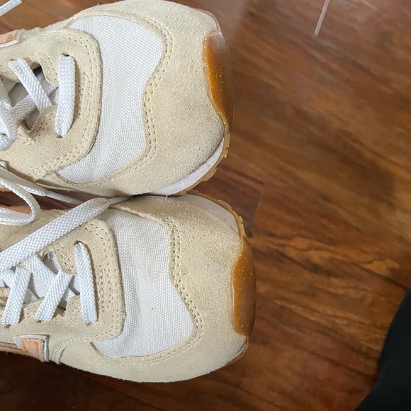 New Balance 574 - Calm Taupe Nimbus Cloud Colorway- Women’s 8 - Picture 5 of 10